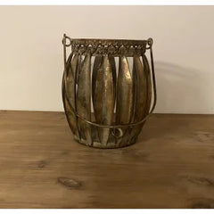 Lanterne i metal med antik look